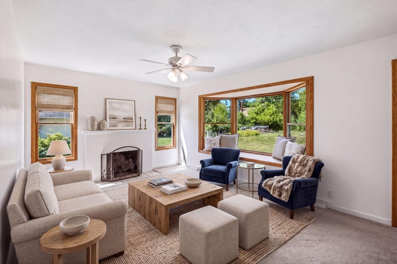 5629 N Glen Moor Rd, Minnetonka, MN 55345
