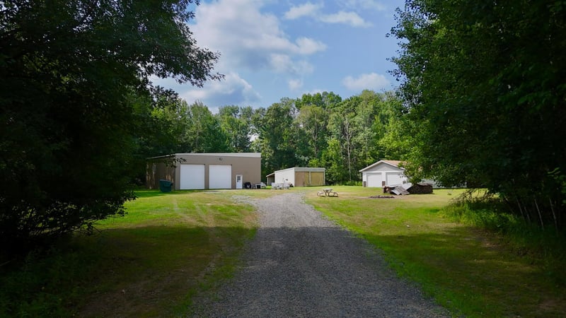 601 9th Ave NW, Little Falls, MN 56345