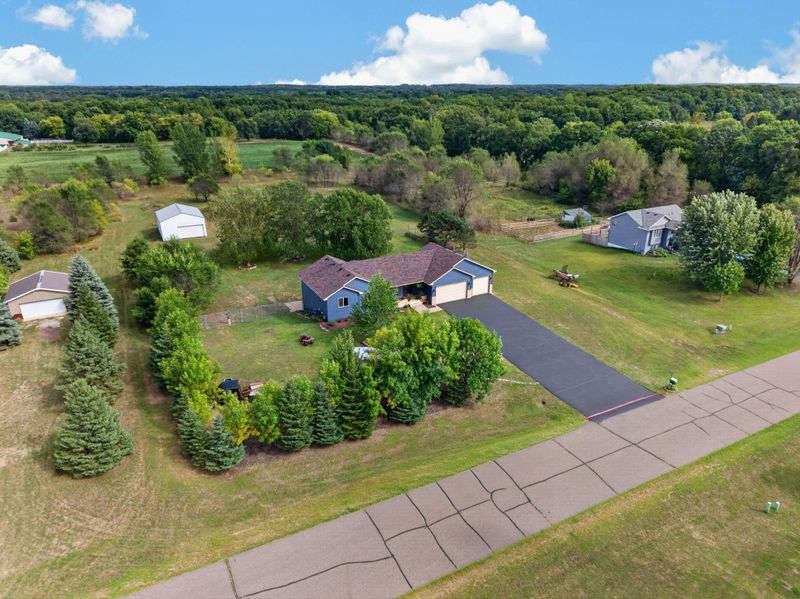 26947 102nd St NW, Zimmerman, MN 55398