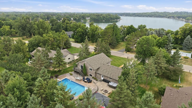 3405 Pawnee Dr SE, Alexandria, MN 56308