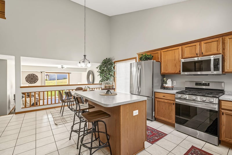 2218 Downing Ave, Shakopee, MN 55379