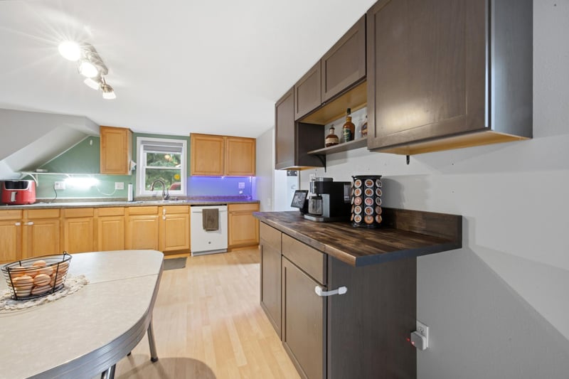 1502 2nd Ave N, Moorhead, MN 56560