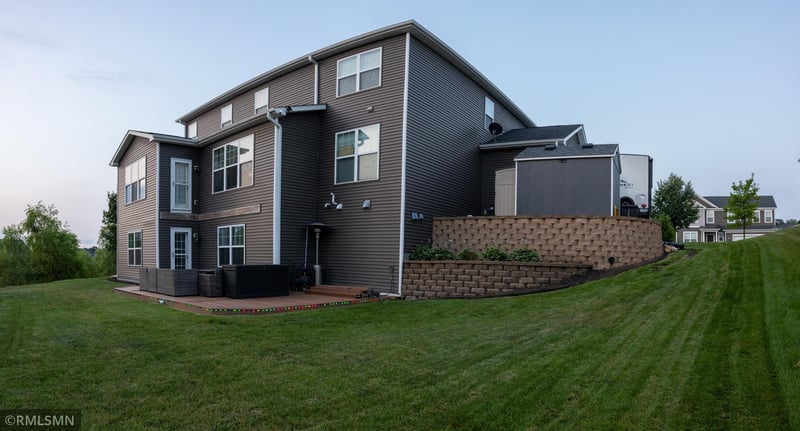 6039 178th St W, Lakeville, MN 55044