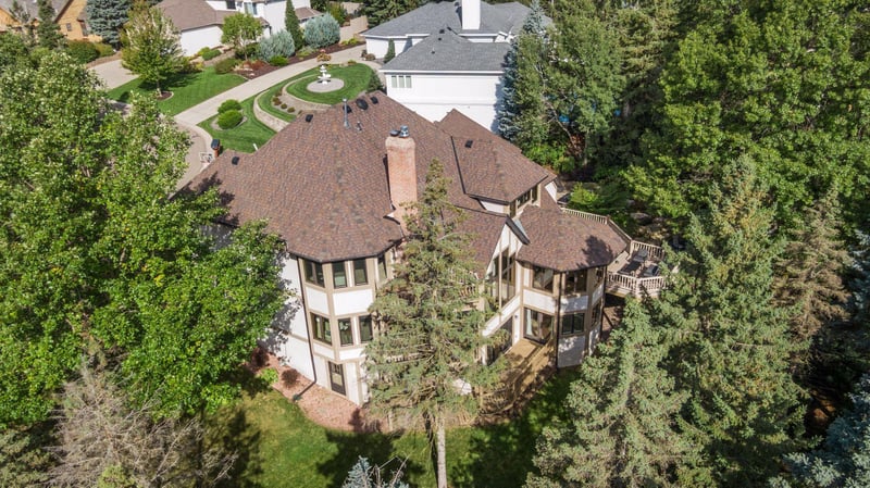685 Valley View Ct, Shoreview, MN 55126
