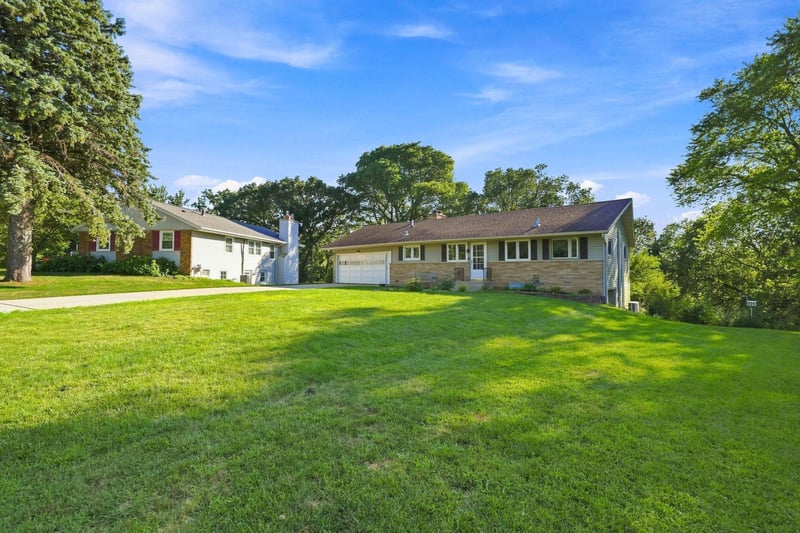 604 23rd St NE, Rochester, MN 55906
