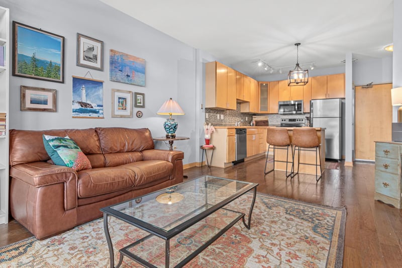 2600 University Ave SE #319, Minneapolis, MN 55414