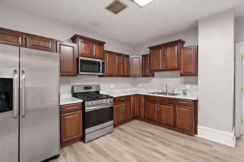 820 18th Ave N, Minneapolis, MN 55411