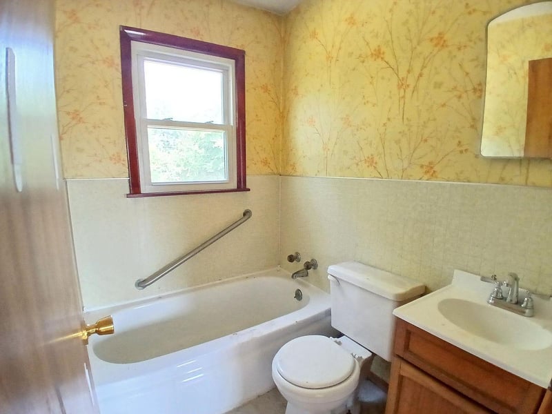2331 Coon Rapids Blvd NW, Coon Rapids, MN 55433