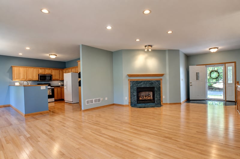 1317 7th St N, Cannon Falls, MN 55009