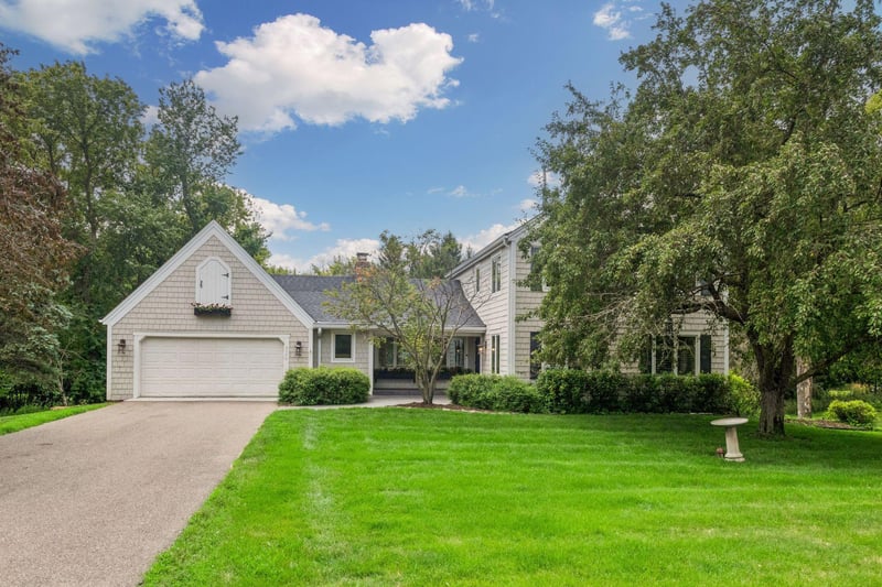 2775 White Oak Cir, Orono, MN 55356
