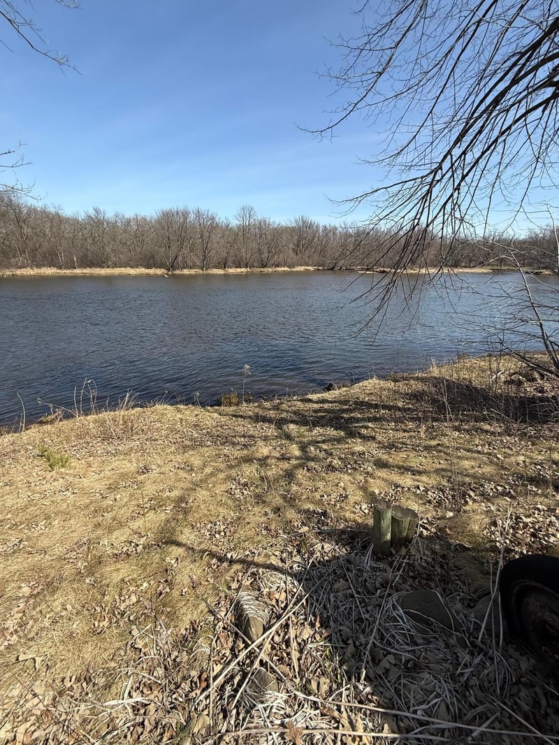 381 Morrison St E, Motley, MN 56466