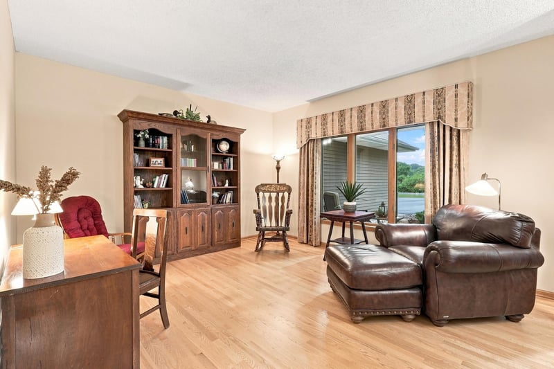 7230 167th St E, Prior Lake, MN 55372