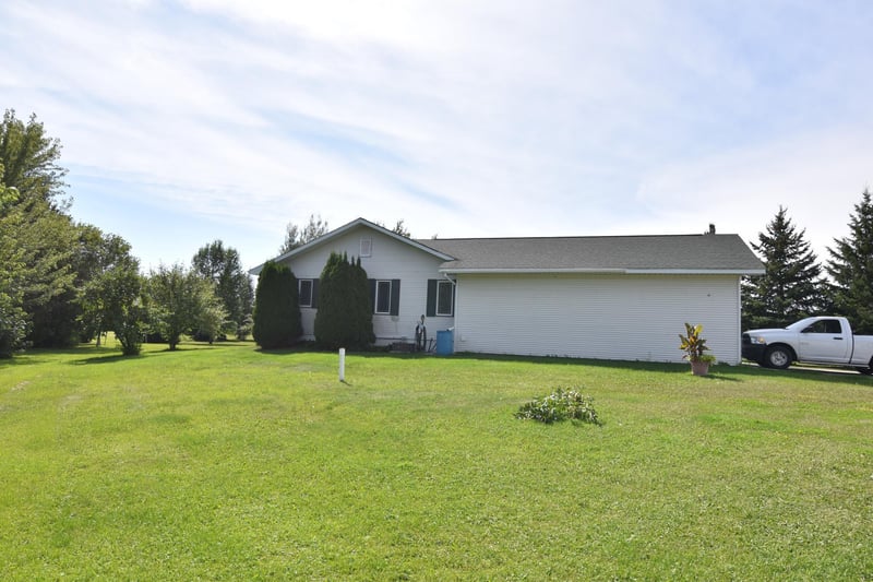 220 4th Ave SW, Baudette, MN 56623