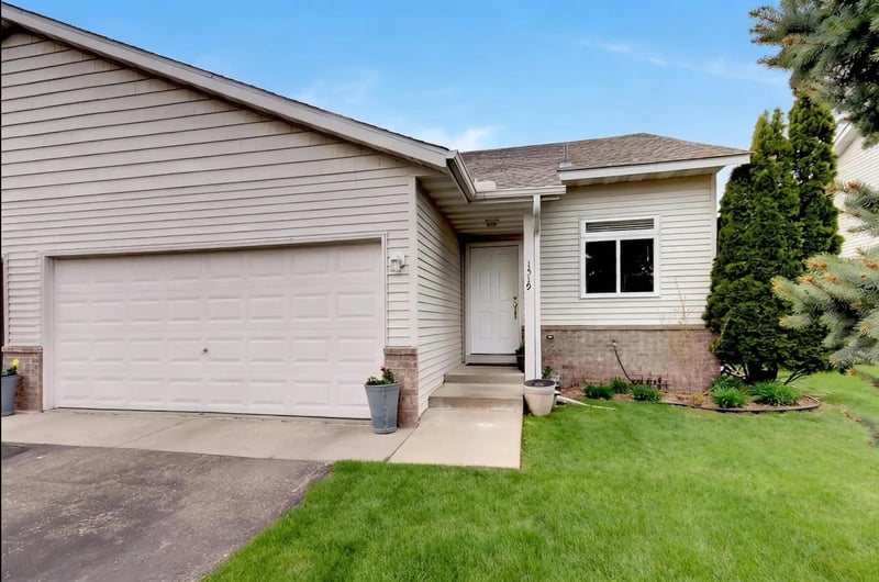 1519 Balinese St, Shakopee, MN 55379