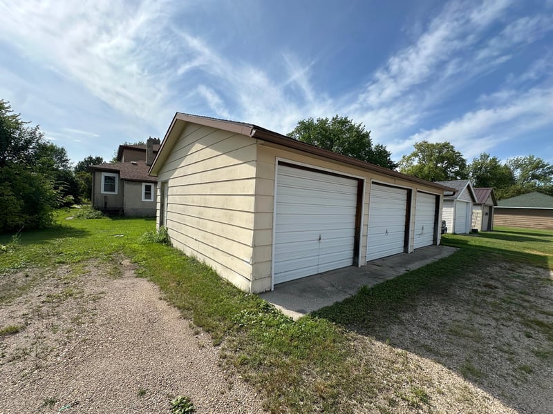 510 Arnold Ave N, Thief River Falls, MN 56701