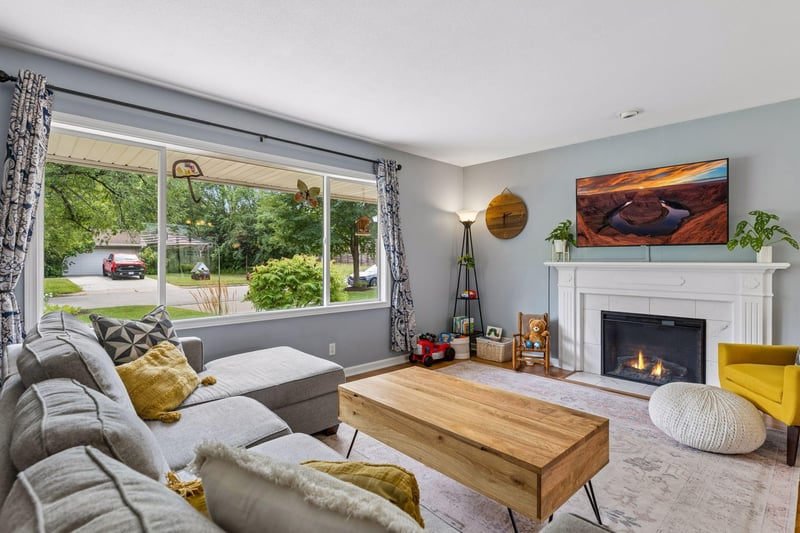 9312 W 23rd St, Saint Louis Park, MN 55426