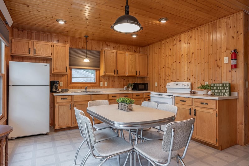 681 Wabedo Pass Rd NE, Longville, MN 56655