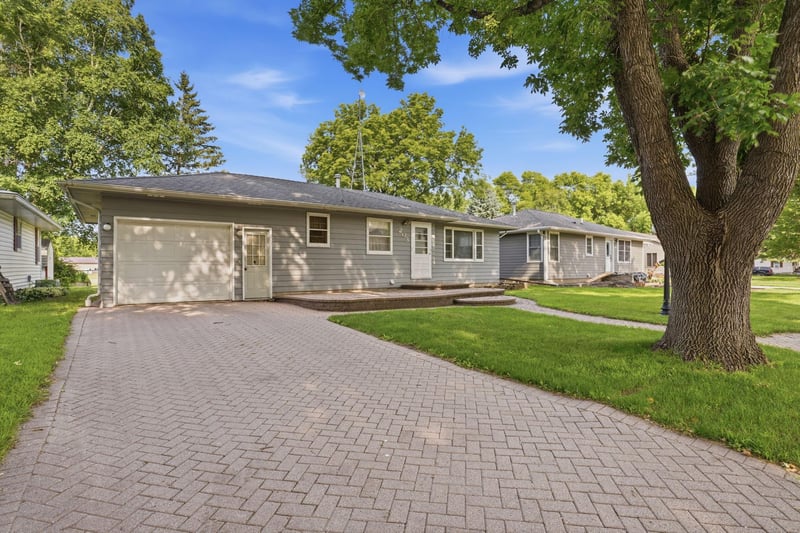 203 4th St, Danube, MN 56230