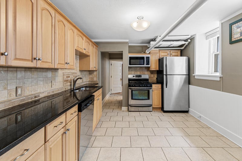 2621 Humboldt Ave S #7, Minneapolis, MN 55408