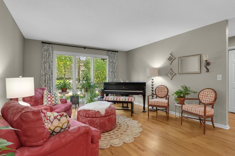 1775 Lexington Ave S #23, Mendota Heights, MN 55118