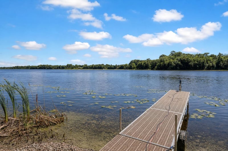 20675 Becker Lake Cir, Richmond, MN 56368