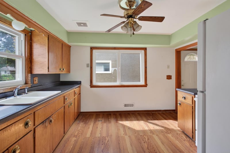 5045 Upton Ave N, Minneapolis, MN 55430