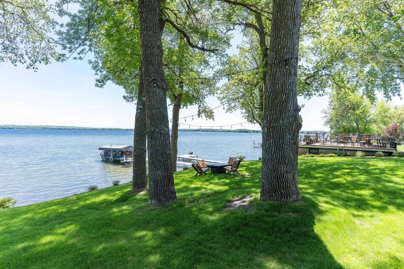 736 Shorewood Dr, Detroit Lakes, MN 56501