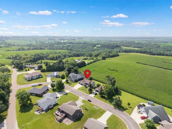 313 Maple Dr, Lanesboro, MN 55949
