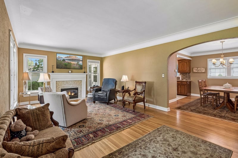 6701 Oliver Ave S, Richfield, MN 55423