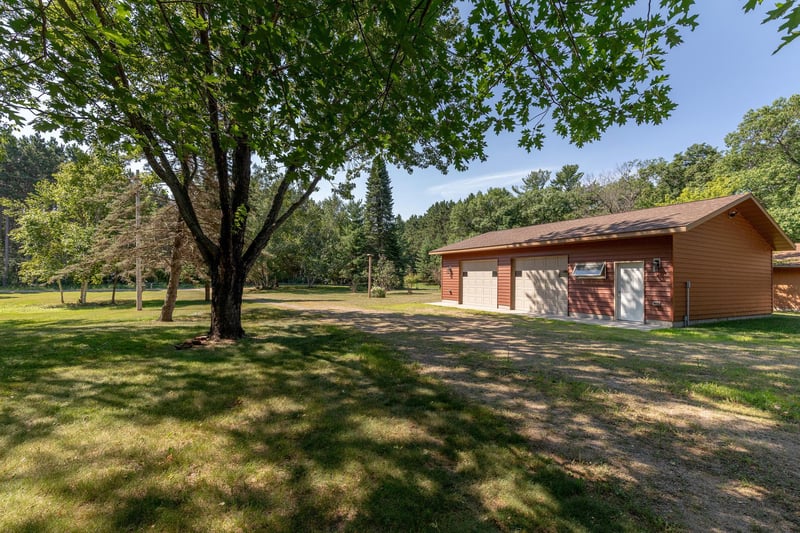 21877 Windy Ridge Rd, Brainerd, MN 56401