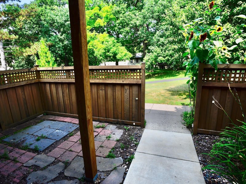 110956 Von Hertzen Cir #56, Chaska, MN 55318