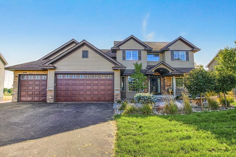 6111 106th Ave N, Brooklyn Park, MN 55443