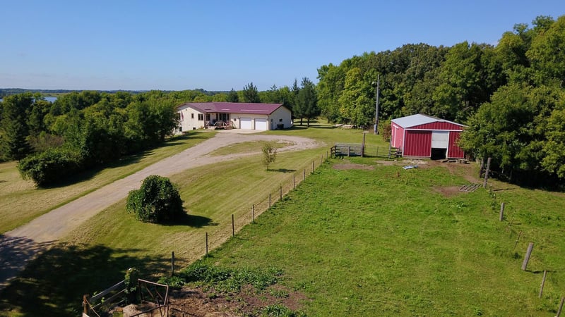 9705 37th Ave SE, Kandiyohi, MN 56251