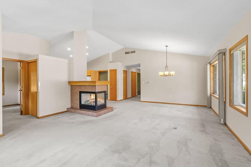 5530 Humboldt Cir, Minneapolis, MN 55419