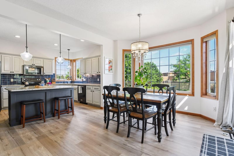 7432 Whitehall Rd, Shakopee, MN 55379