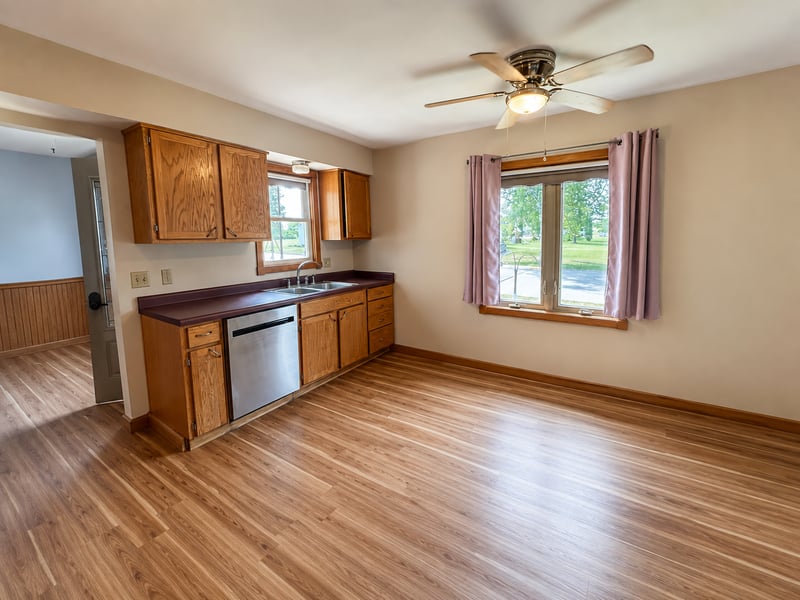 430 5th St W, Browerville, MN 56438