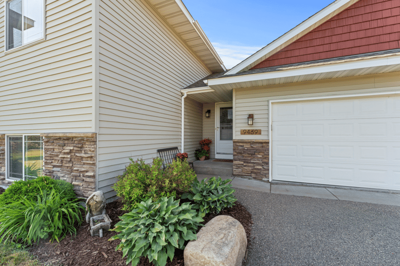 9469 242nd Ln NE, Stacy, MN 55079