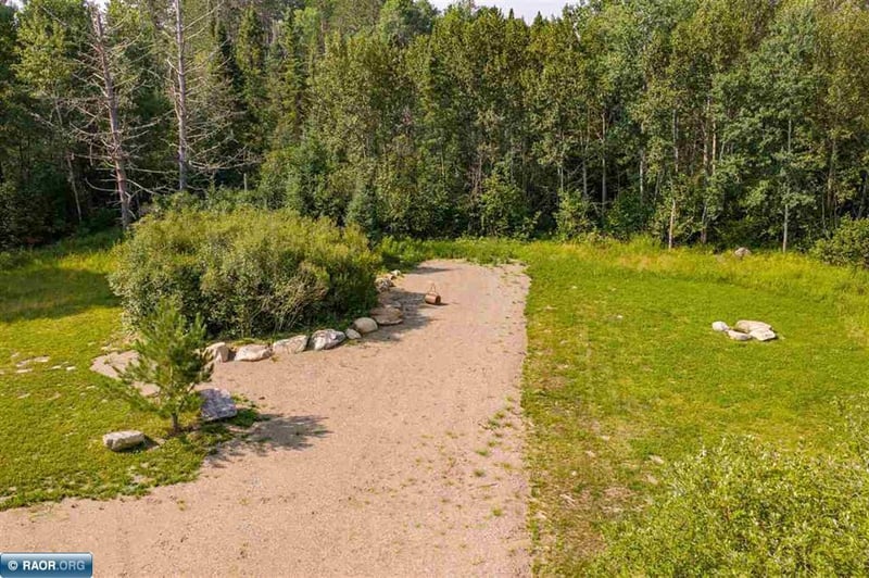 8440 N Hayland Rd, Embarrass, MN 55732