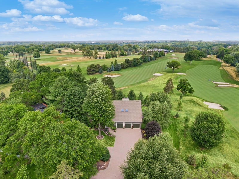 10631 Niblick Ln, Eden Prairie, MN 55347