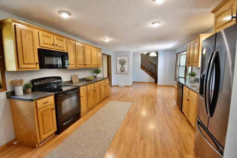 11920 15th Ave NE, Rice, MN 56367