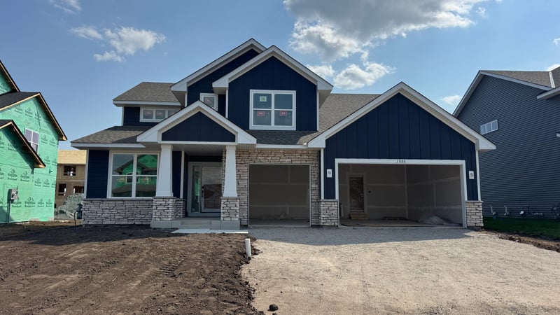1086 Achilles Dr, Rosemount, MN 55068