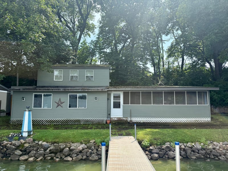 128 Wheaton Dr, Madison Lake, MN 56063