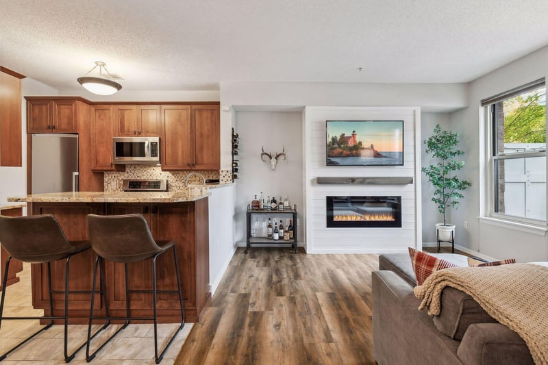 580 N 2nd St #104, Minneapolis, MN 55401