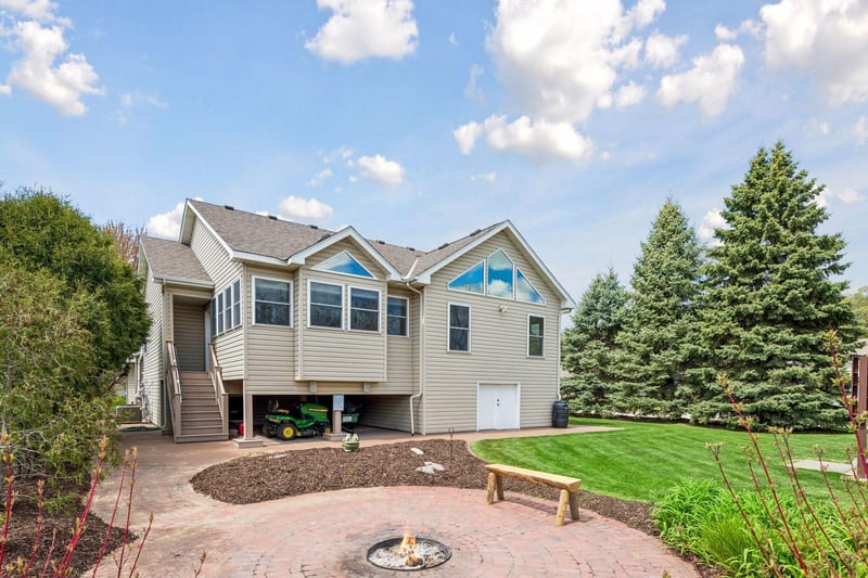 705 Leon St, Jordan, MN 55352