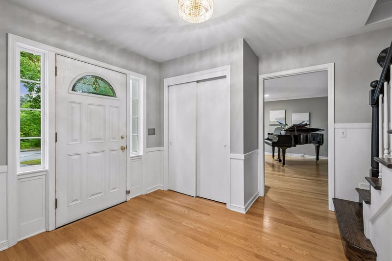 99 Forestdale Rd, Minneapolis, MN 55410