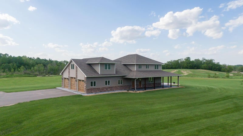 6699 313th Ave NE, North Branch, MN 55056