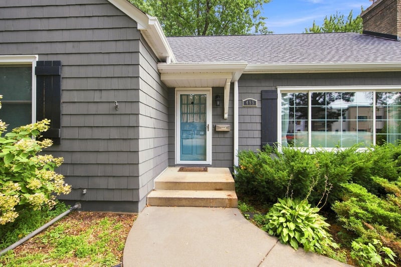495 5th Ave N, Hopkins, MN 55343