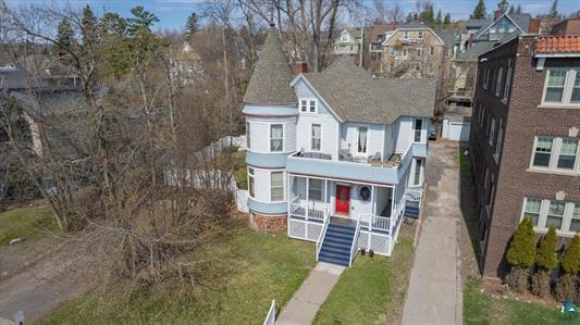 1727 E Superior St, Duluth, MN 55812