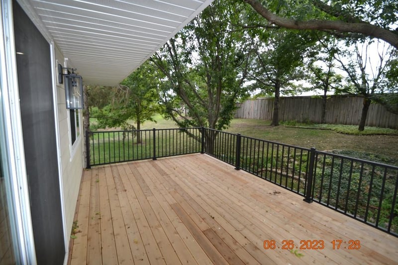 10452 Decatur Ave S, Bloomington, MN 55438