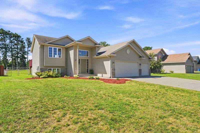 14290 183rd Ave NW, Elk River, MN 55330